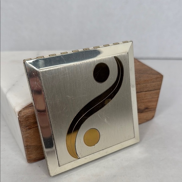 1930s Art Deco Volupte USA Compact Gold Silver Deco Design Unused Lot M11 - Picture 1 of 5
